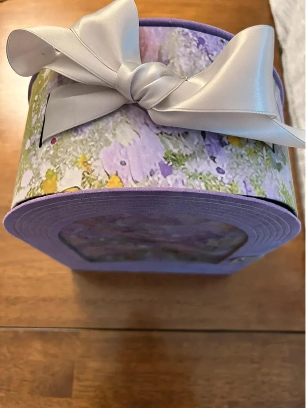 Beautiful storage box or simple decor